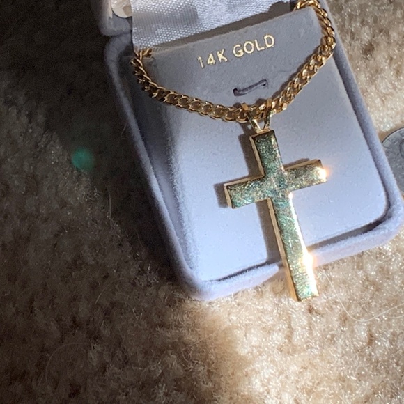 14K Gold Cross Pendant - Picture 1 of 10